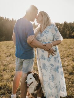 Für mich als Fotografin ist es das größte Kompliment wenn ich meine Kunden nicht nur einmal fotografieren darf! Baby is loading 👶🏼 ☀️ 

#babybauchshooting #babyfotografie #melaniehinterreiterphotography #babybauchfotografie #babybauchfotos